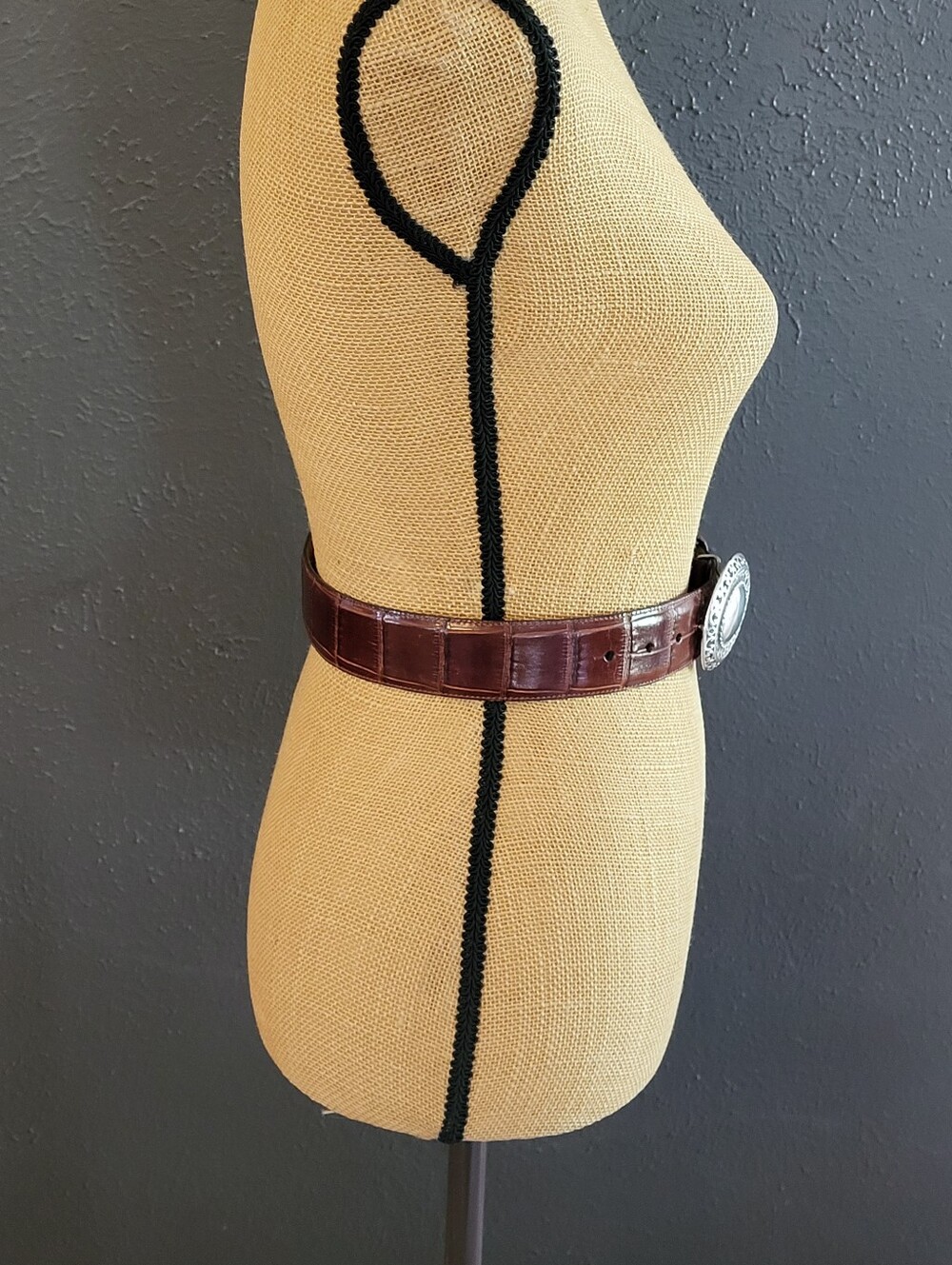 Brighton 39917 Brown Alligator Embossed Leather Belt Silvertone Buckle Small - Picture 3 of 13